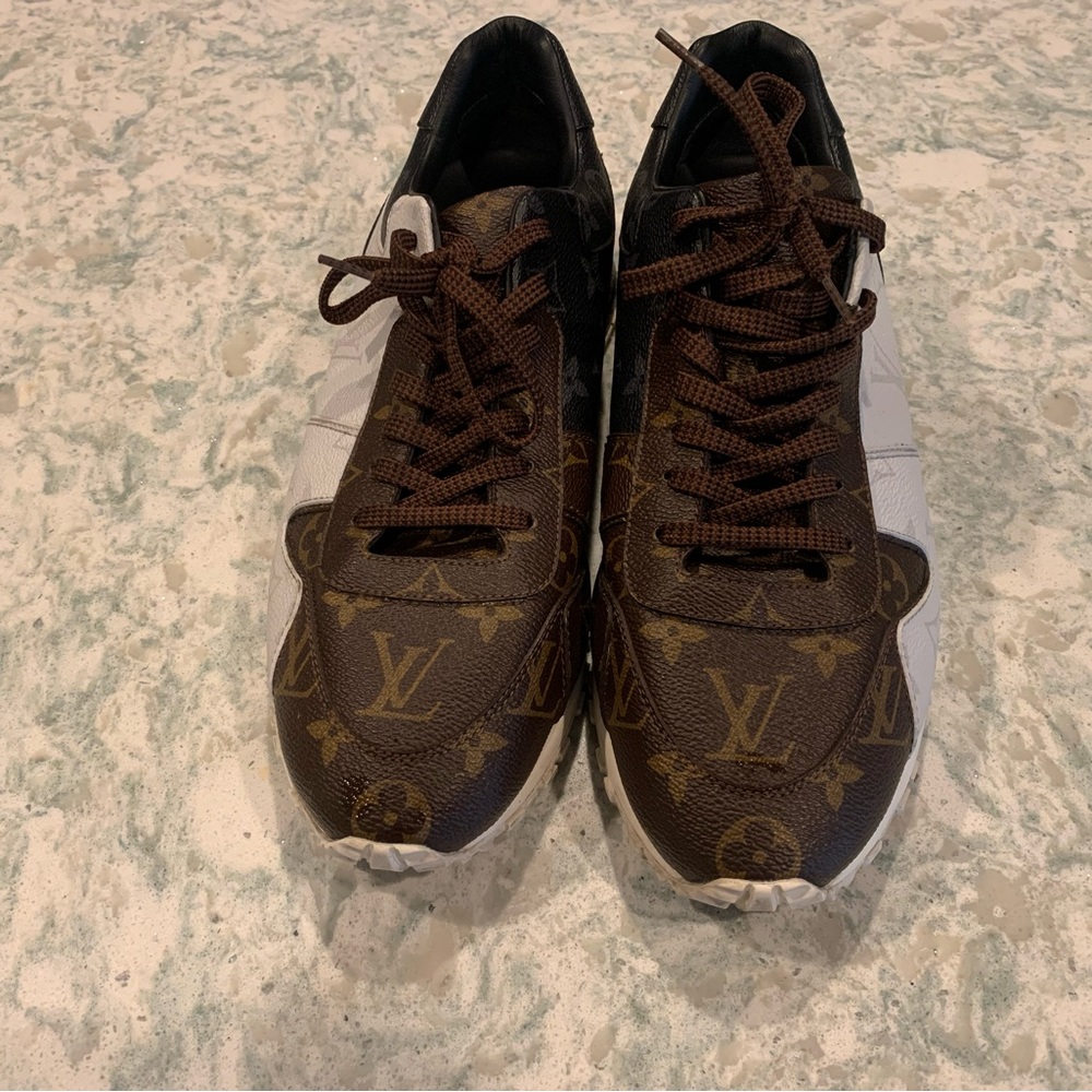 Louis Vuitton “Tri-Color” Run Away sneaker. - Picture 3 of 7